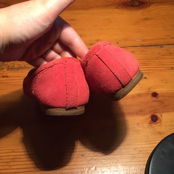 Red Dolce Vita Suede Flats - Picture 5 of 5